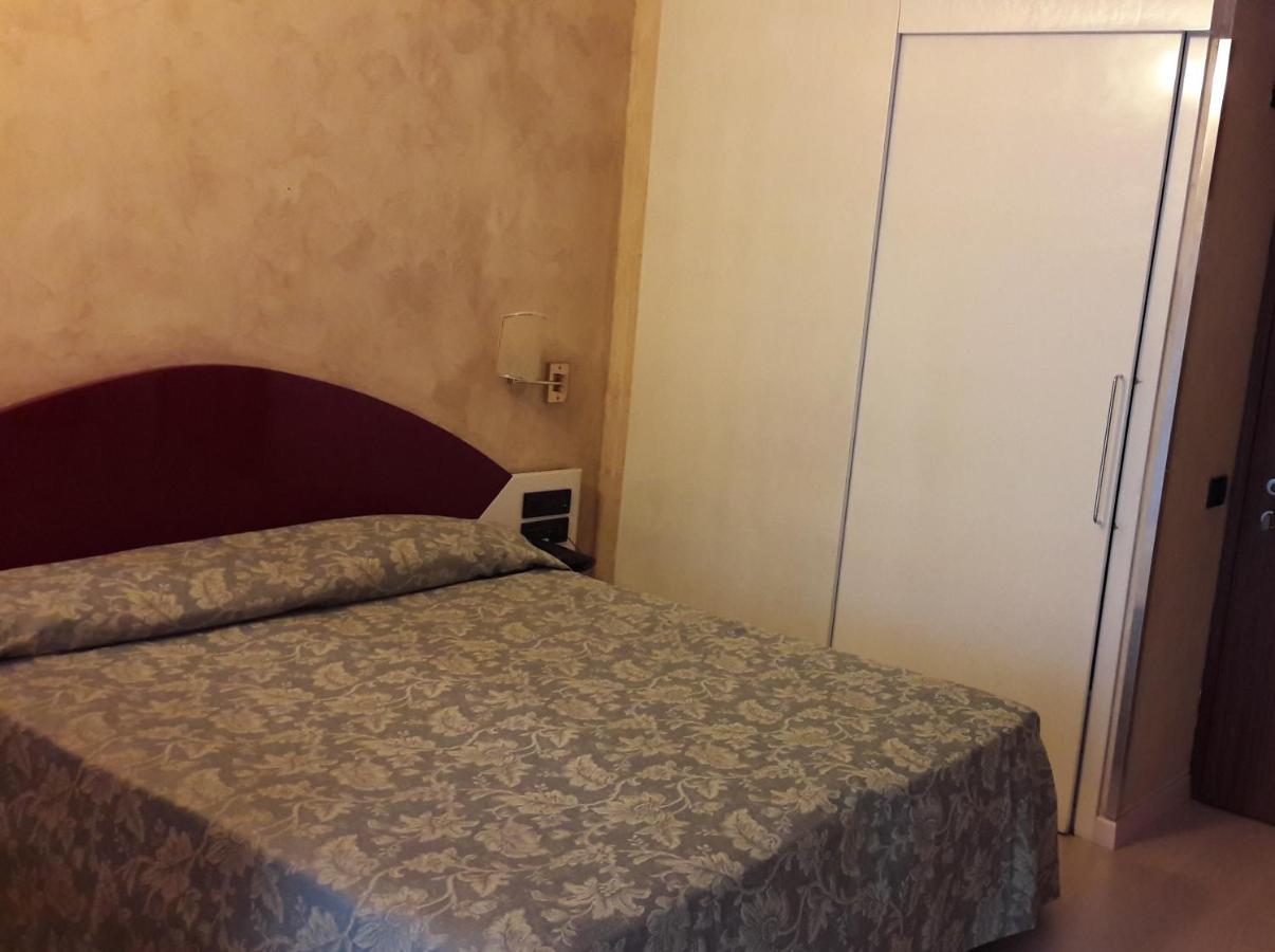 Hotel Continental Турин Екстер'єр фото