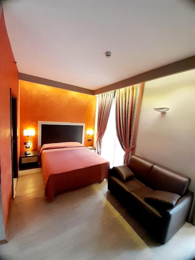 Hotel Continental Турин Екстер'єр фото