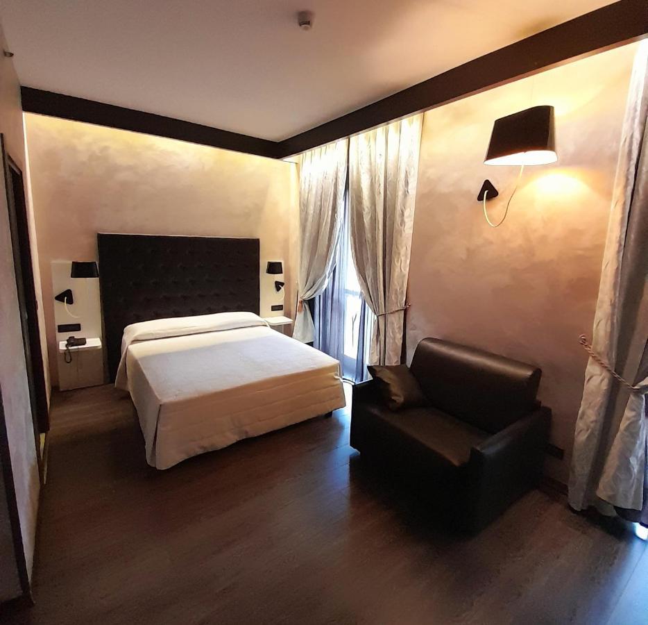 Hotel Continental Турин Екстер'єр фото