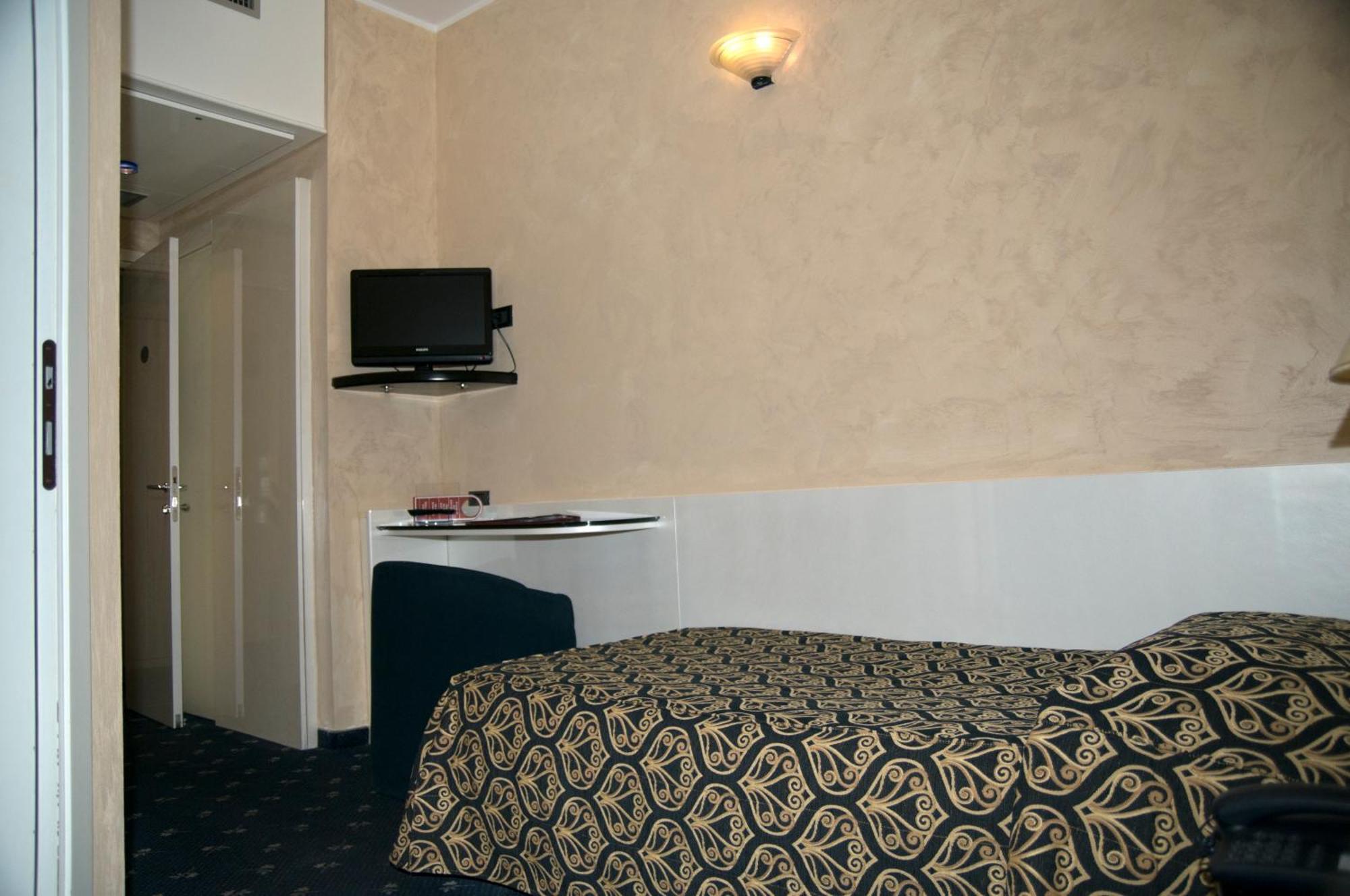 Hotel Continental Турин Екстер'єр фото